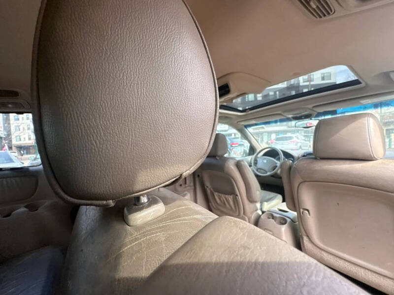 2005 Toyota Sienna