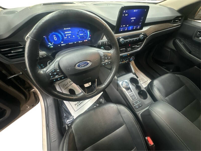 2020 Ford Escape Titanium