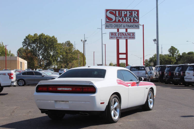 2014 Dodge Challenger R/T Plus