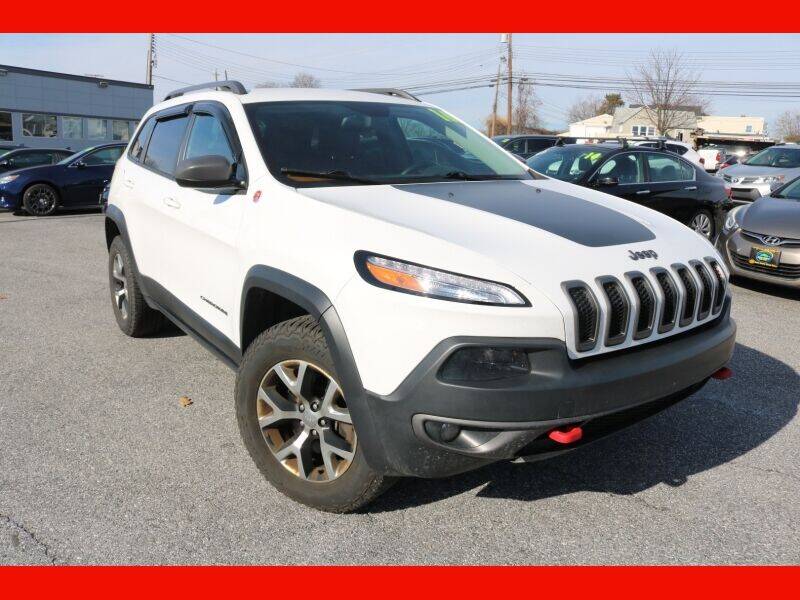 2016 Jeep Cherokee for sale at AUTO POINT USED CARS in Rosedale MD