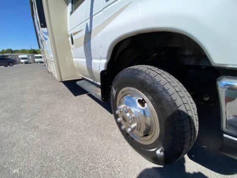 2018 Ford E-Series E-450 SD