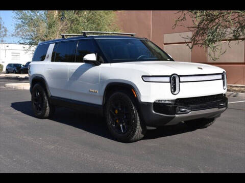 2023 Rivian R1S Adventure