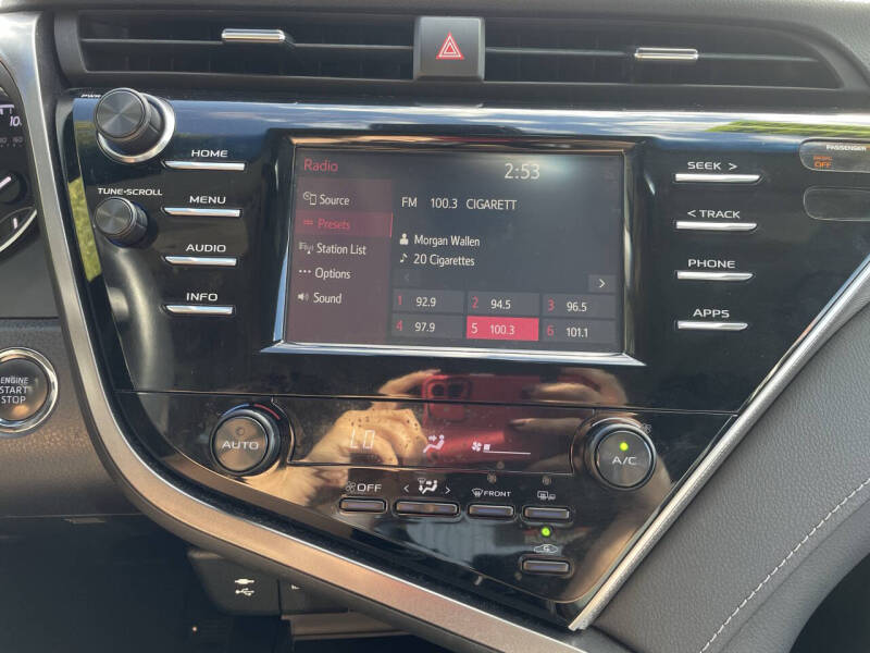 2018 Toyota Camry SE