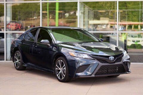 2020 Toyota Camry Hybrid