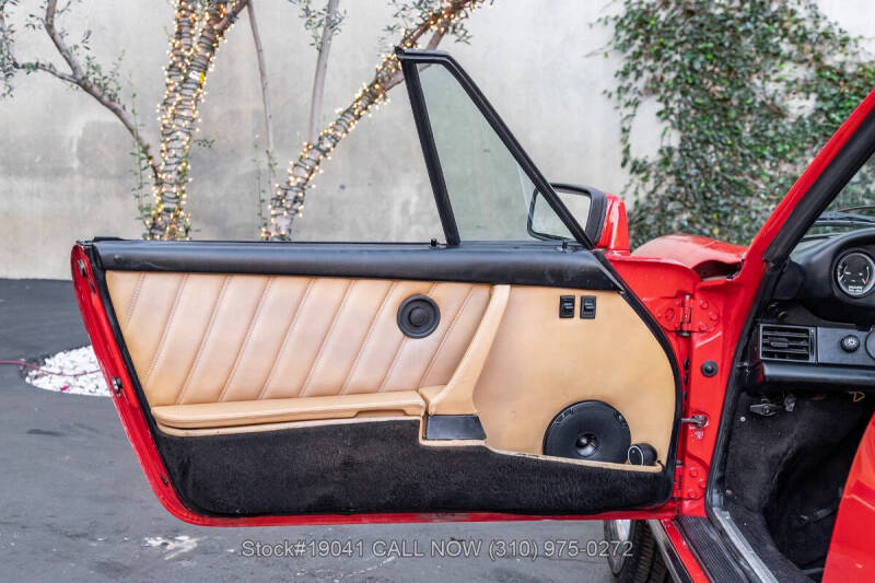 1986 Porsche 911 Carrera