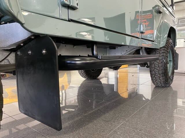1999 Land Rover Defender 30