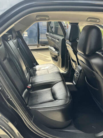 2019 Chrysler 300 Touring L