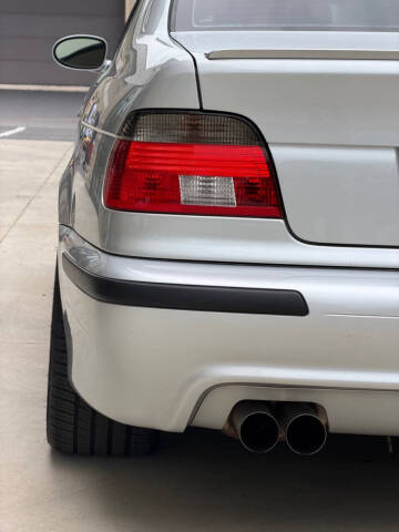 2002 BMW M5