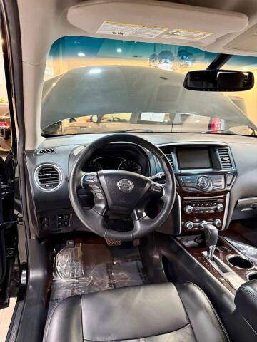 2015 Nissan Pathfinder SL