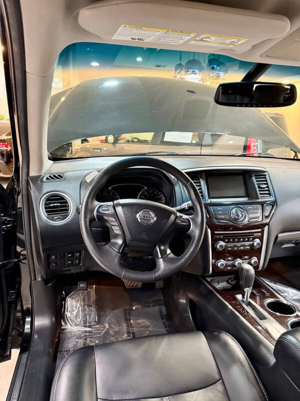 2015 Nissan Pathfinder SL