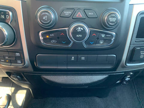 2019 RAM 1500 Classic SLT