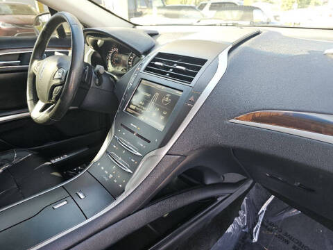 2015 Lincoln MKZ