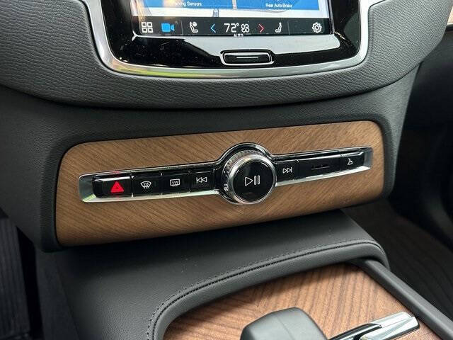 2025 Volvo XC90 T8 Plus Bright Theme 7P