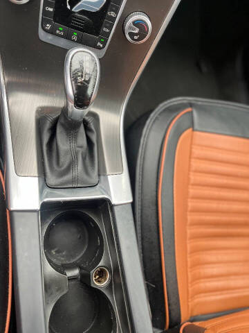 2016 Volvo XC60 T5 Drive-E Premier