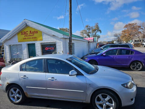 2004 Mazda MAZDA3 for sale at ABC AUTO CLINIC CHUBBUCK in Chubbuck ID