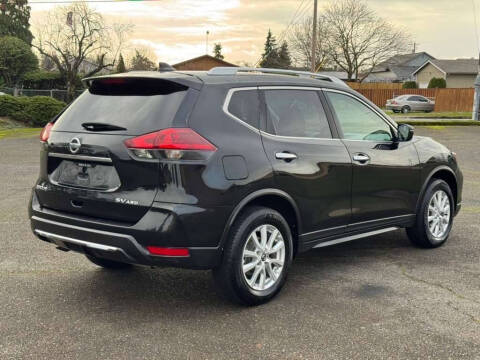 2018 Nissan Rogue SV