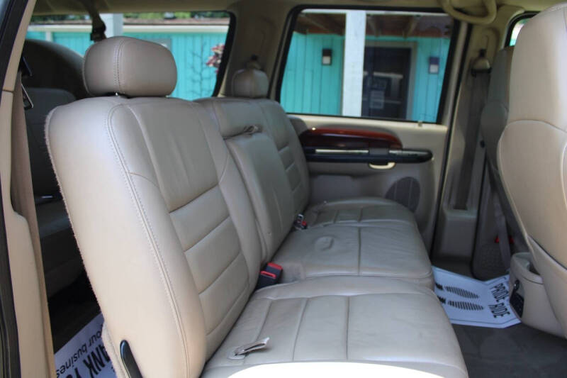 2005 Ford Excursion Limited