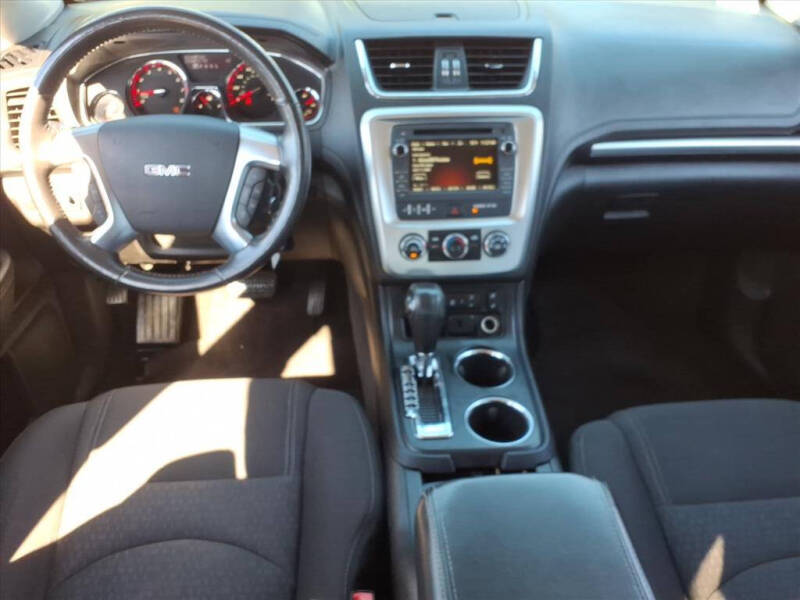 2016 GMC Acadia SLE-2