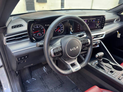 2023 Kia K5