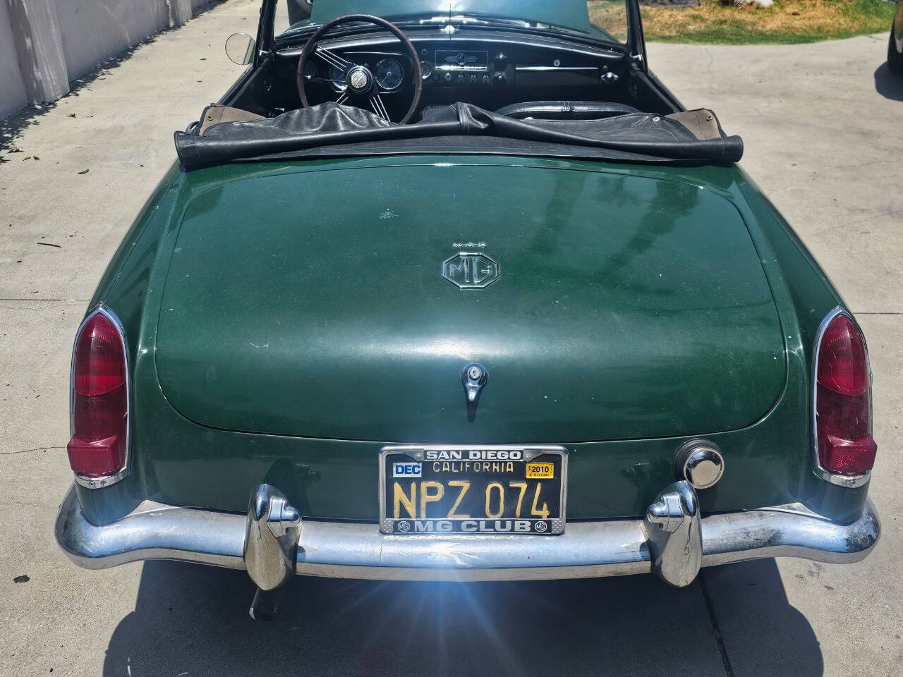 1965 MG MGB 2