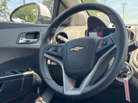 2016 Chevrolet Sonic LT Auto