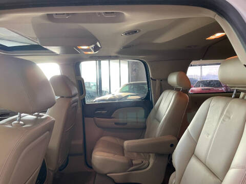 2010 GMC Yukon XL SLT