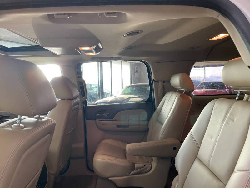 2010 GMC Yukon XL SLT