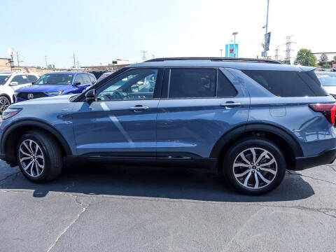 2025 Ford Explorer ST-Line