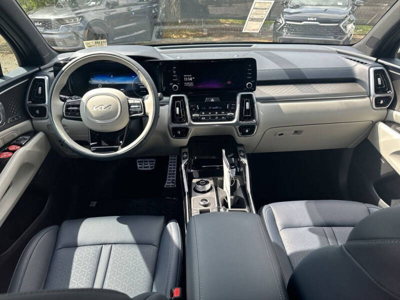 2023 Kia Sorento Plug-In Hybrid SX Prestige