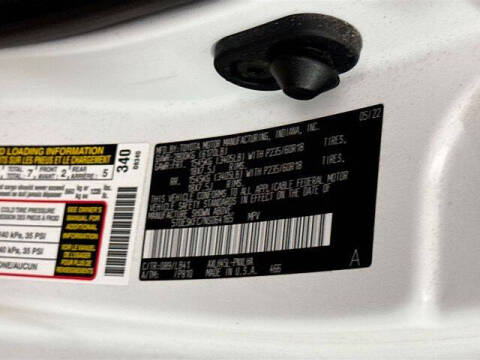 2022 Toyota Sienna Platinum 7-Passenger