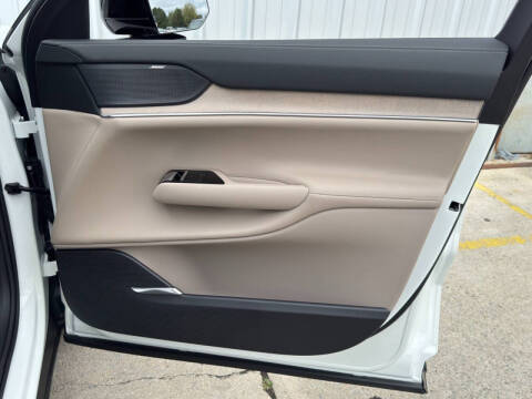 2025 Volvo EX90 Twin Performance Plus 7P