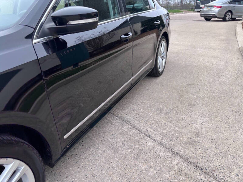 2013 Volkswagen Passat TDI SEL Premium