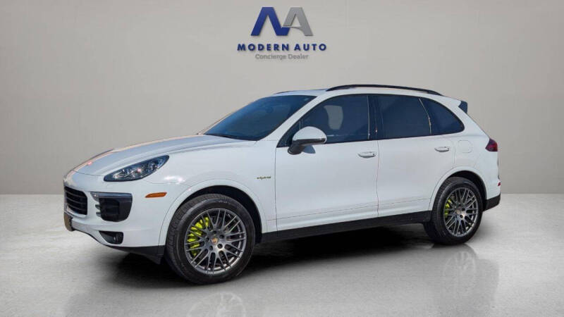 2017 Porsche Cayenne S E-Hybrid Platinum Edition