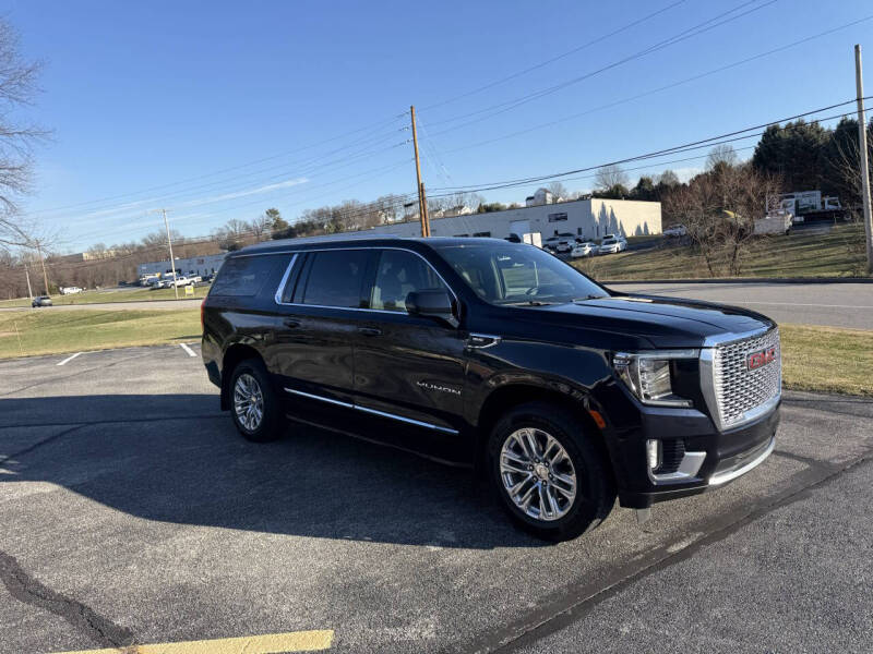 2022 GMC Yukon XL SLT