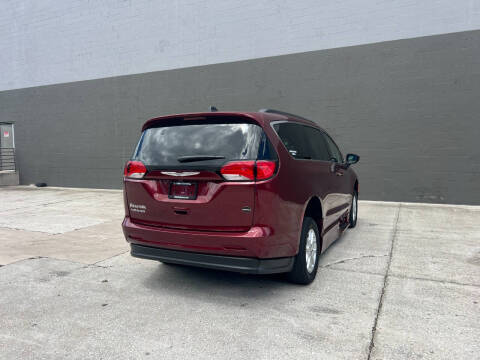 2021 Chrysler Voyager LXi