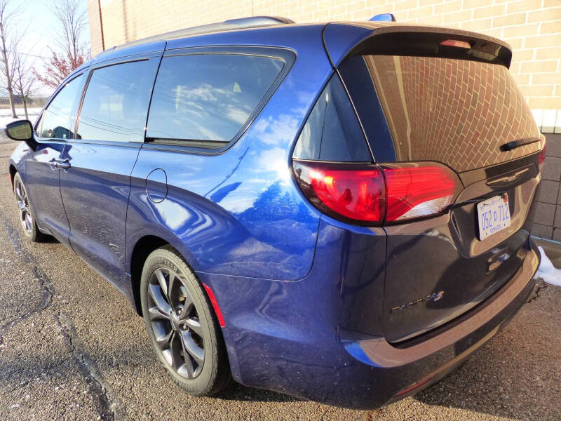 2018 Chrysler Pacifica Touring L