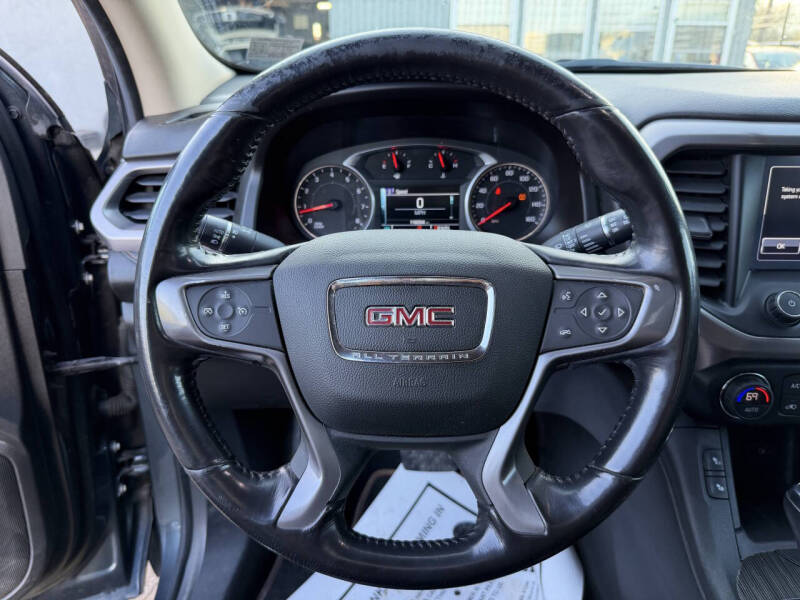 2019 GMC Acadia SLT-1