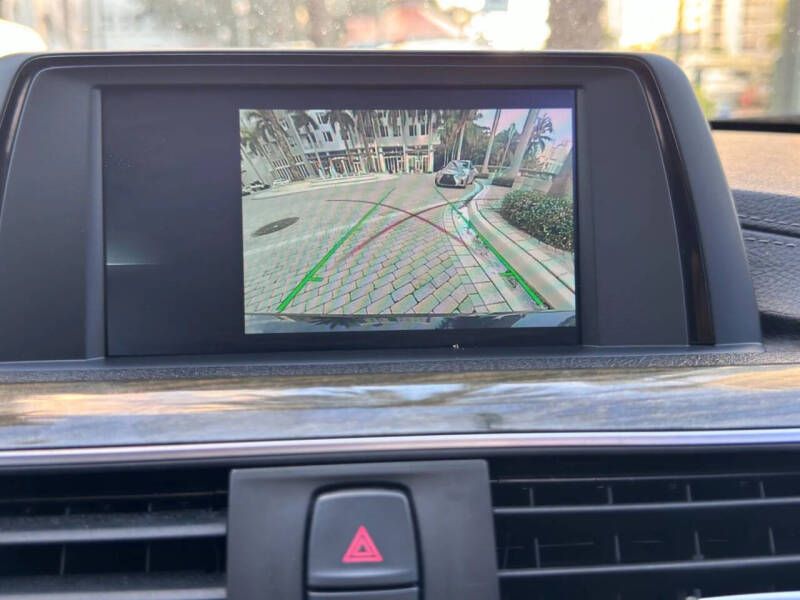 2018 BMW 3 Series 330i