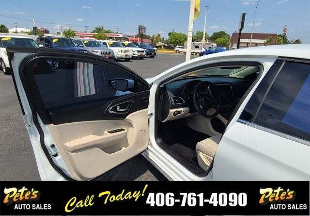 2016 Chrysler 200 Limited