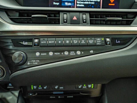 2019 Lexus ES 350