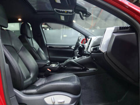 2018 Porsche Cayenne S