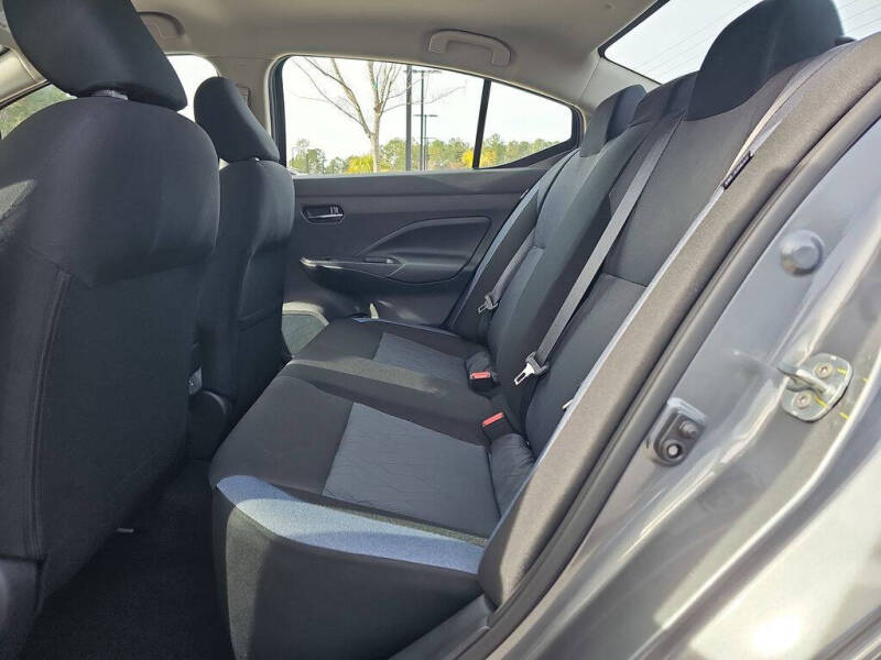 2025 Nissan Versa SV