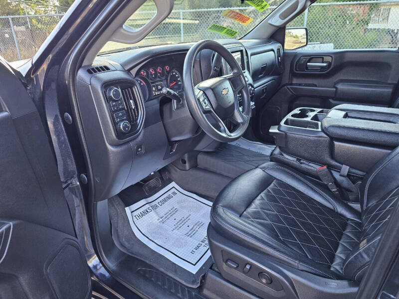 2023 Chevrolet Silverado 1500 Custom