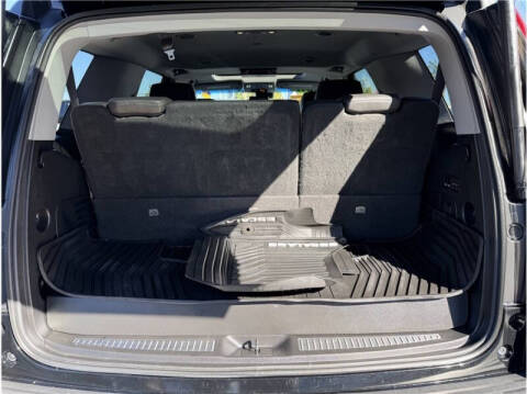 2017 Cadillac Escalade Luxury