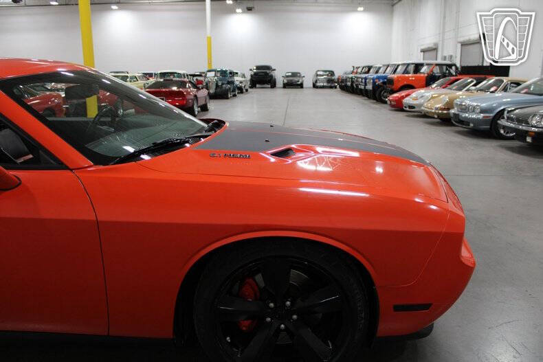 2009 Dodge Challenger SRT8