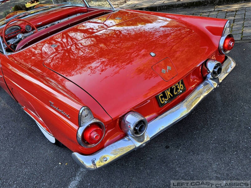 1955 Ford Thunderbird