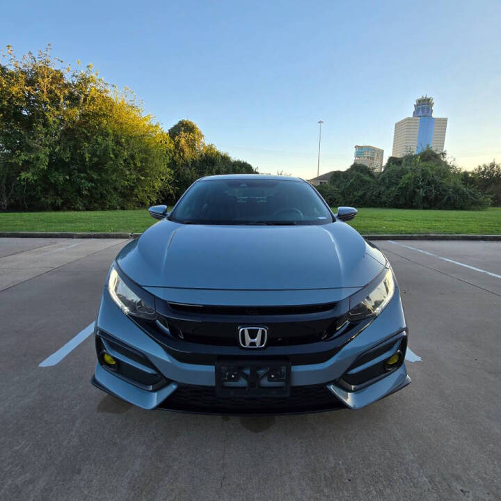 2021 Honda Civic for sale at MOTOR VILLAGE LLC in Houston, TX