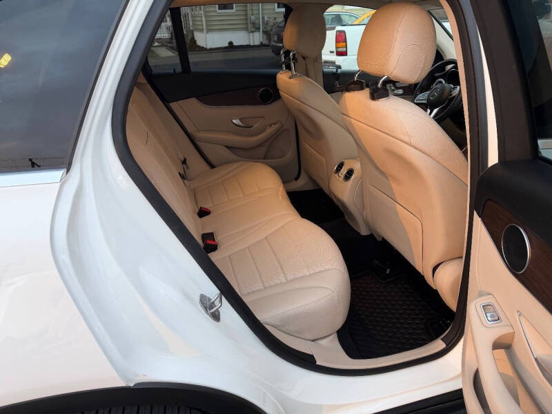 2021 Mercedes-Benz GLC GLC 300 4MATIC