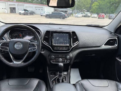 2019 Jeep Cherokee Overland