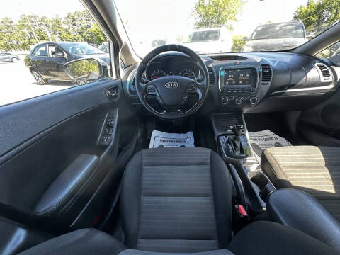 2017 Kia Forte S